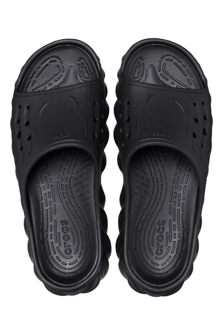 Crocs Унисекс масивни чехли - Pepit.bg
