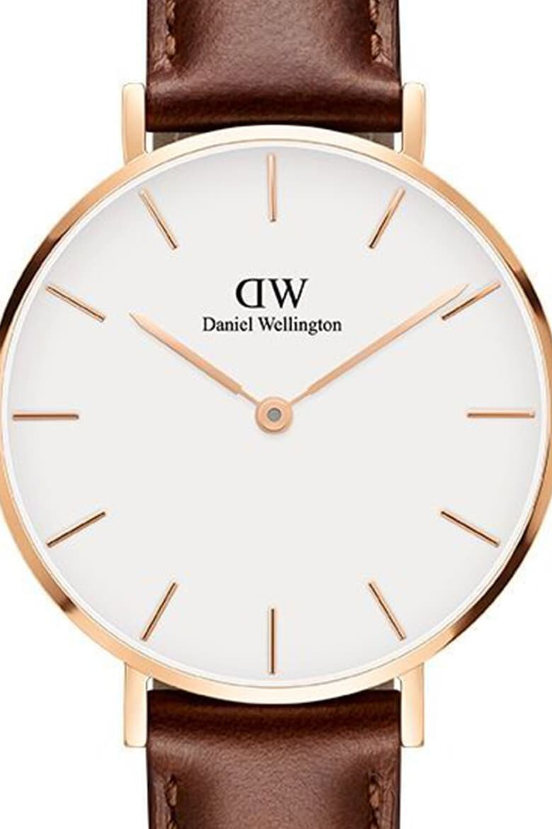 Daniel Wellington Кварцов часовник с кожена каишка - Pepit.bg