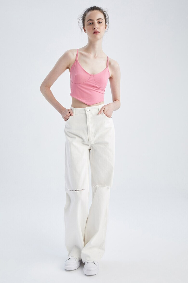 DeFacto Къс топ с шпиц - Pepit.bg