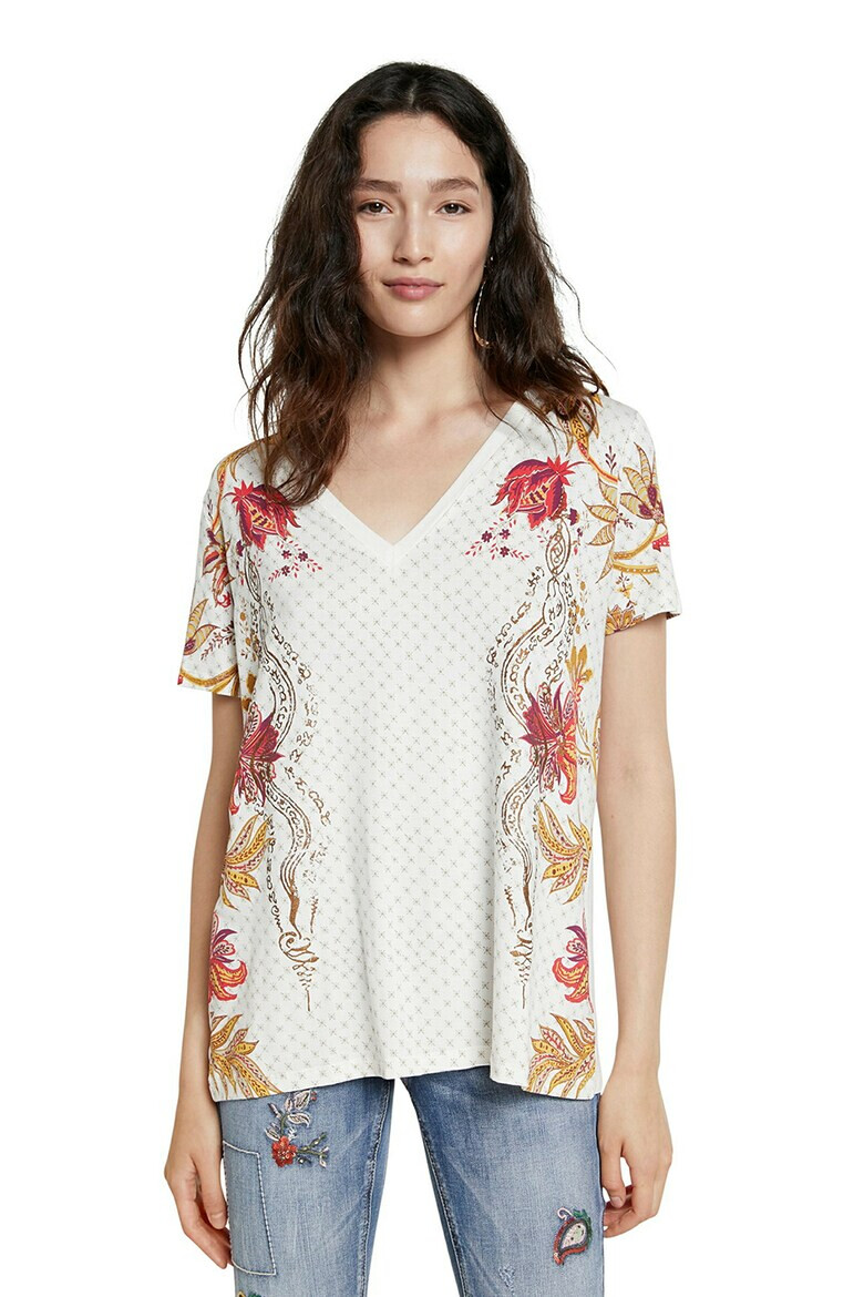 DESIGUAL Тениска с шпиц деколте - Pepit.bg
