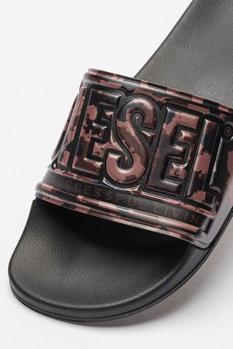 Diesel Чехли Sa-Mayemi с релефно лого - Pepit.bg
