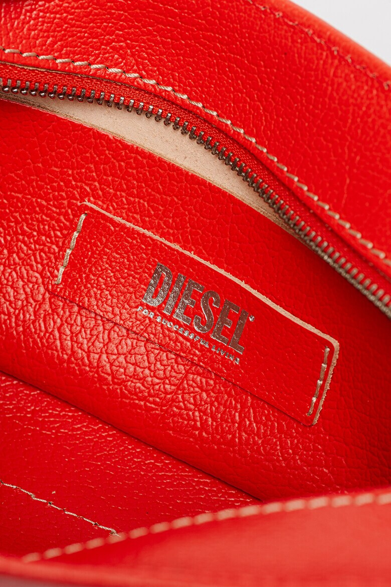 Diesel Унисекс кожена ръчна чанта Crust - Pepit.bg