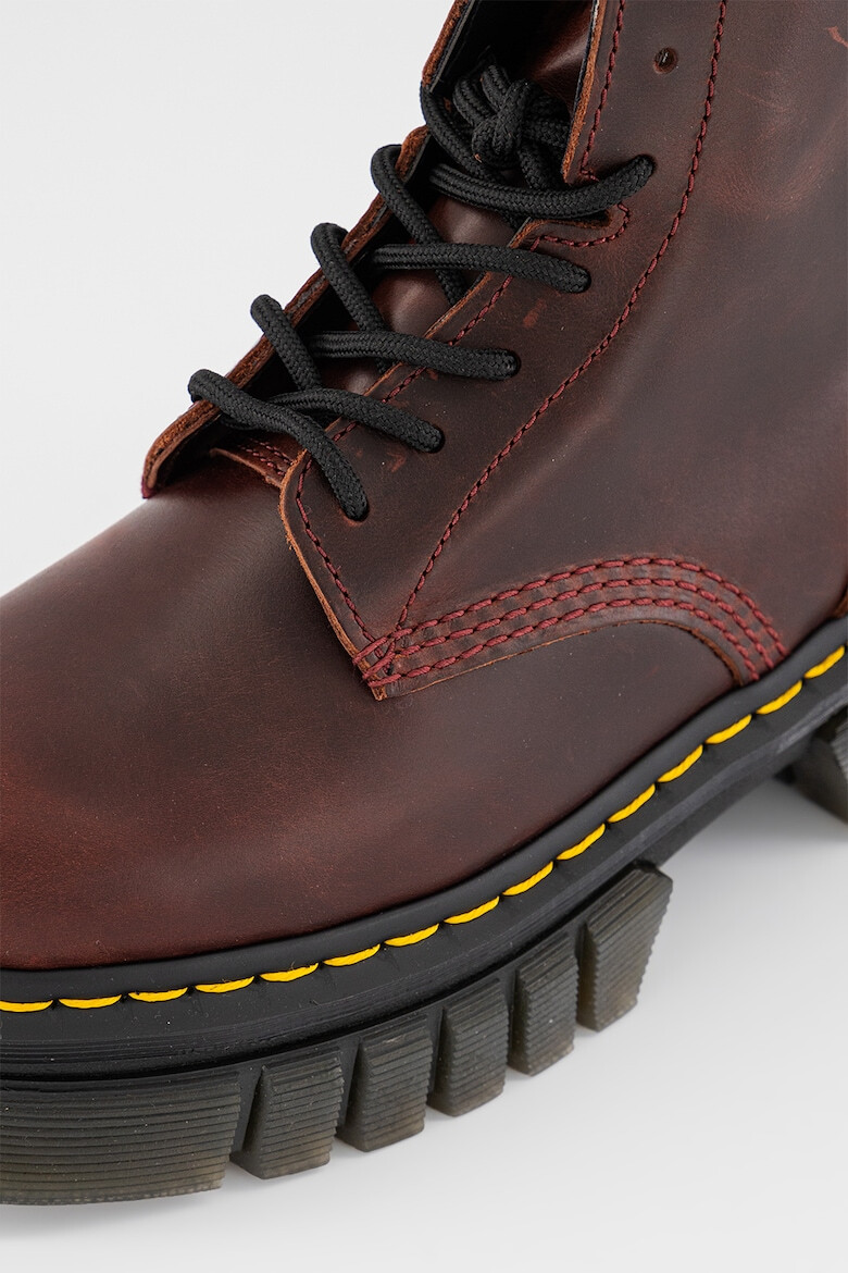 Dr Martens Кожени боти с масивен дизайн - Pepit.bg