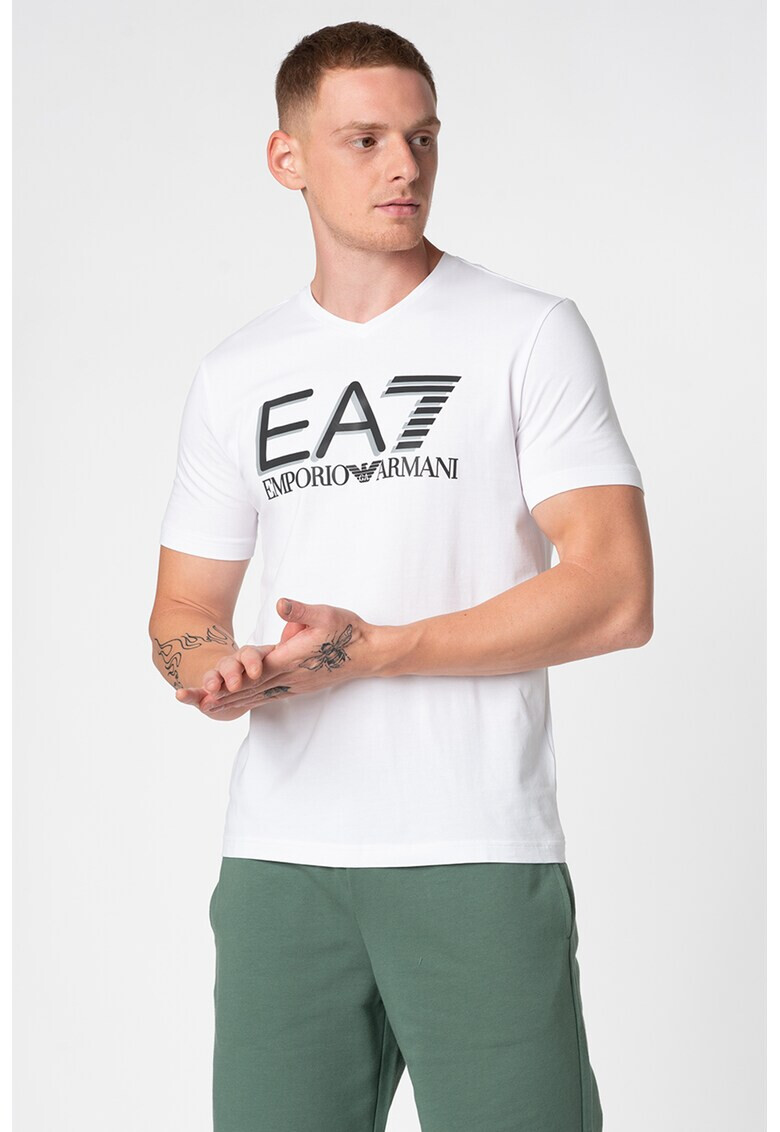 EA7 Тениска с шпиц деколте и лого - Pepit.bg