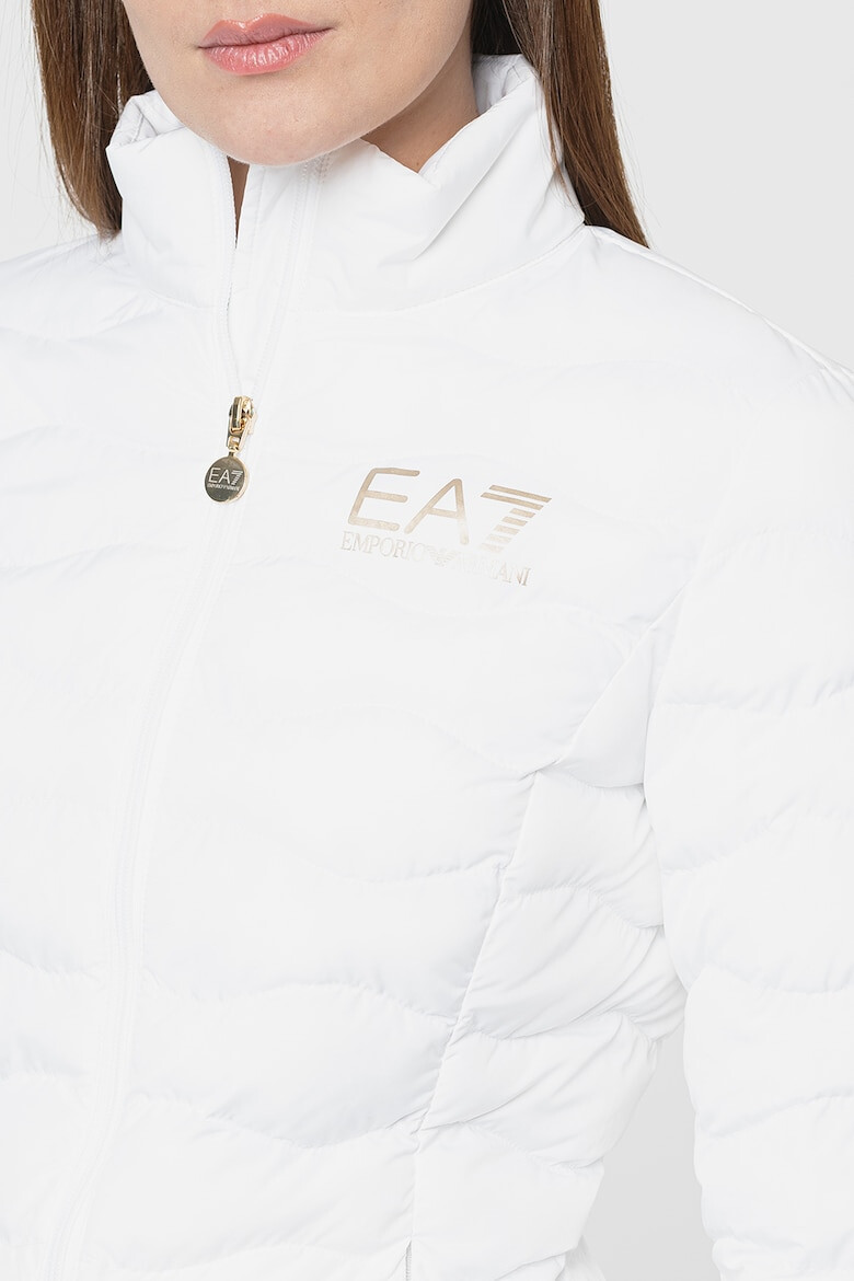 EA7 Олекотено зимно капитонирано яке - Бял - Pepit.bg