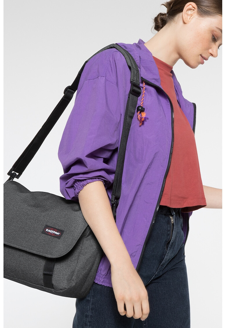 Eastpak Унисекс чанта с лого - Pepit.bg