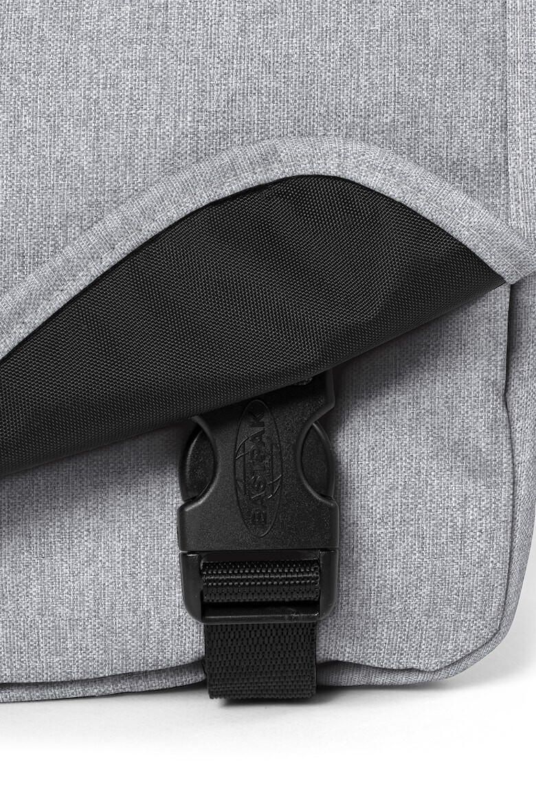 Eastpak Унисекс чанта с лого - Pepit.bg