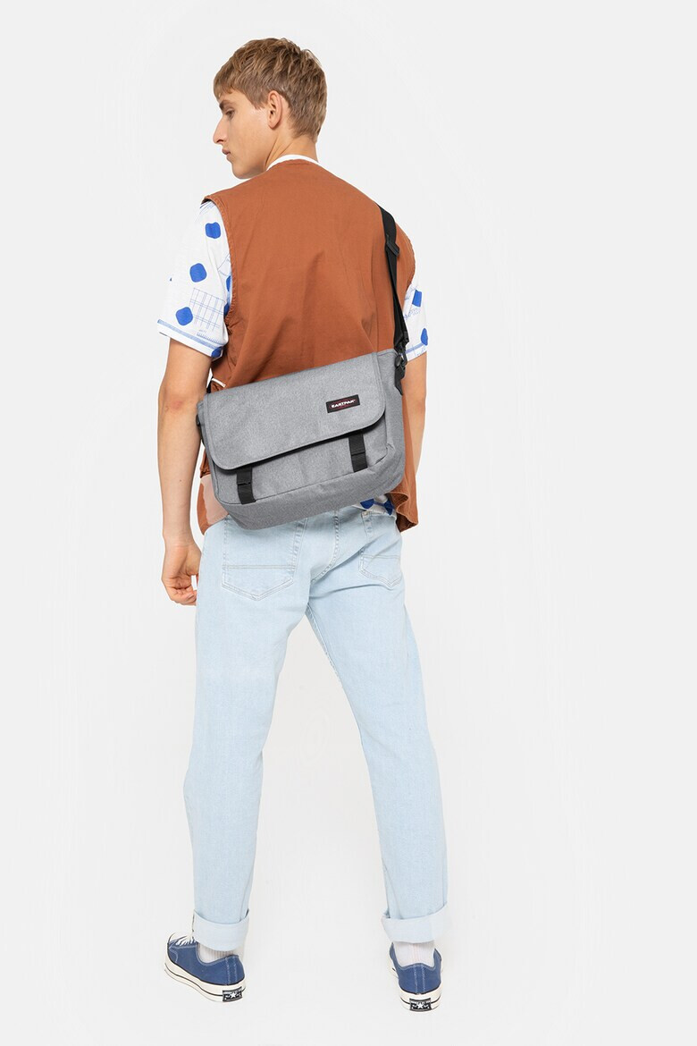 Eastpak Унисекс чанта с лого - Pepit.bg