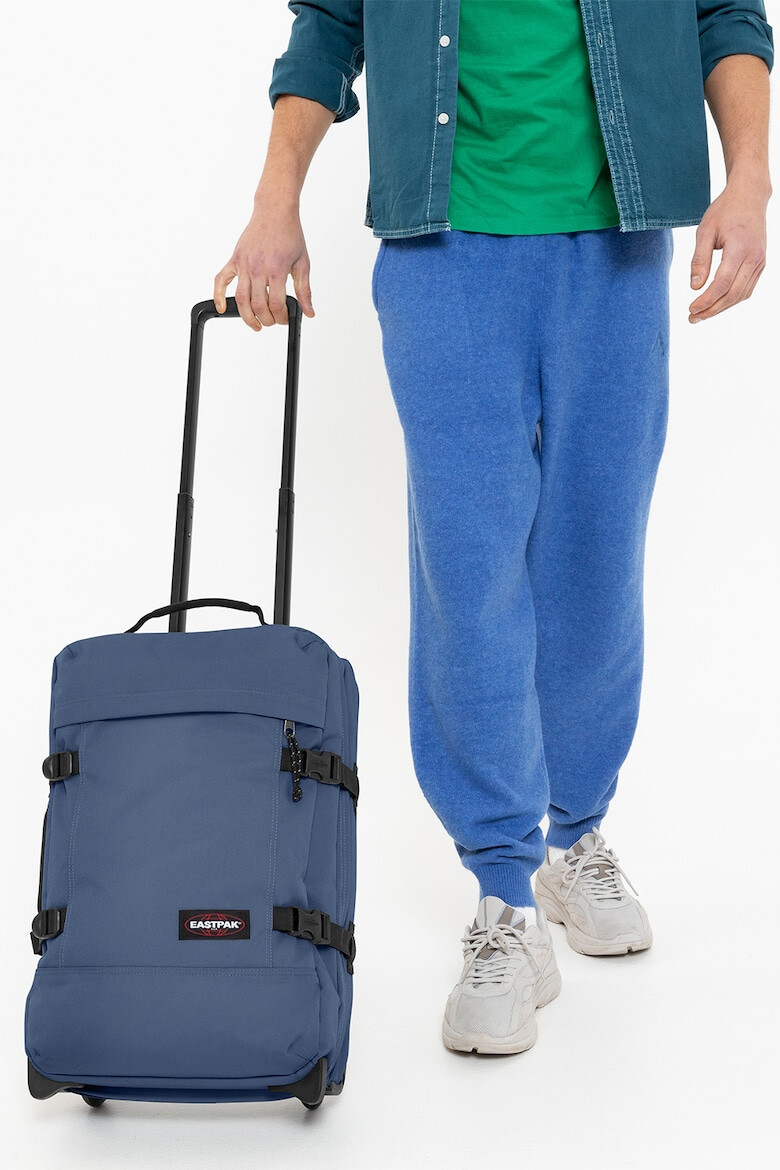 Eastpak Унисекс куфар с джобове Tranverz - 42 л - Pepit.bg