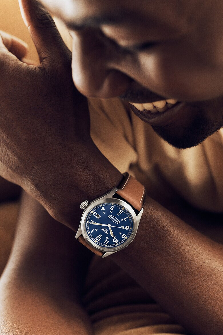 Fossil Часовник Defender с кожена каишка - Pepit.bg