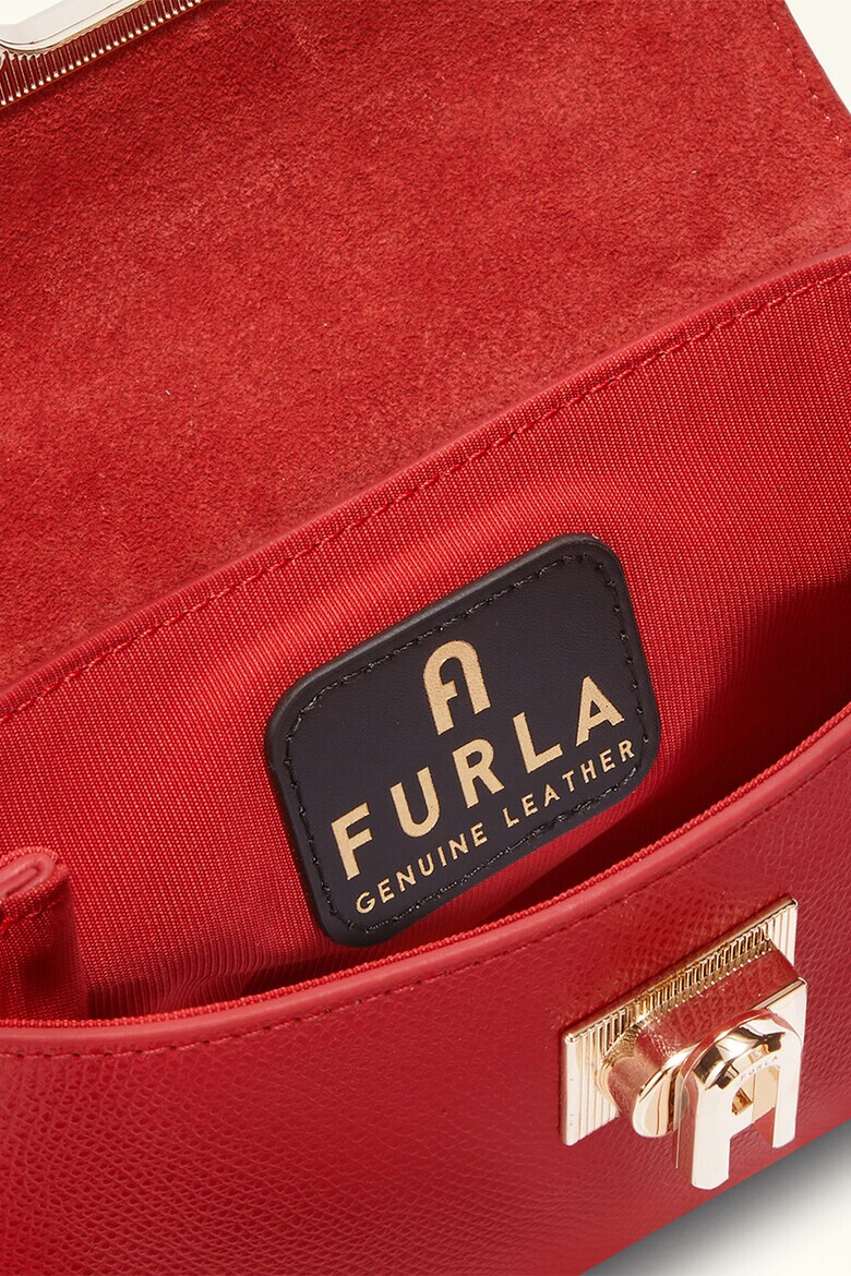 Furla Кожена чанта през рамо с капаче и презрамка с верижка - Червен - Pepit.bg