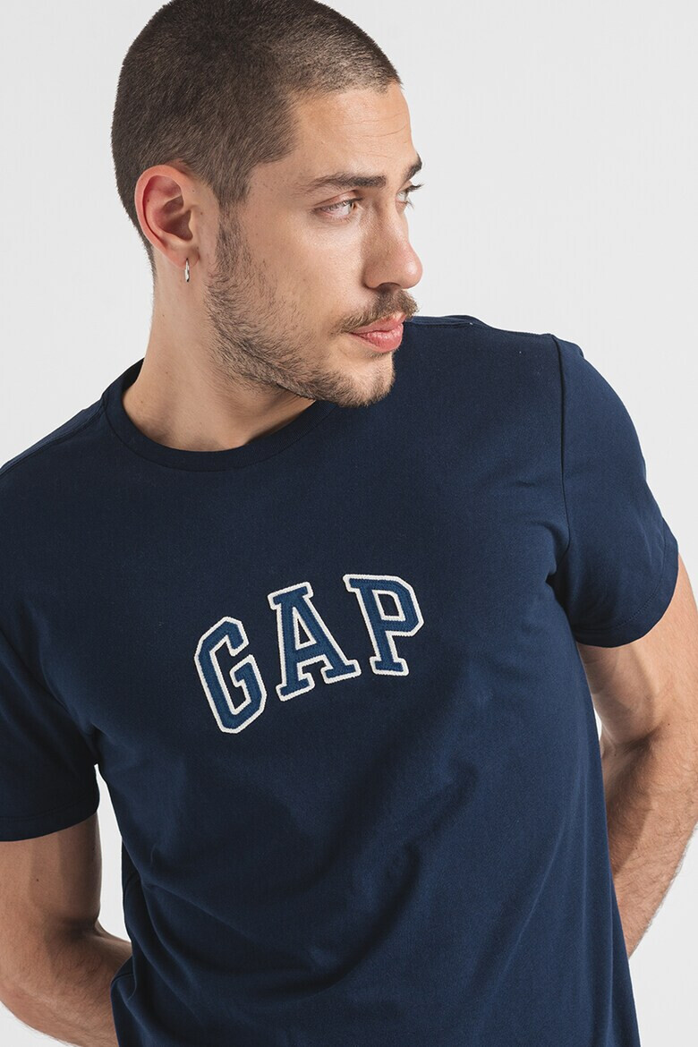 GAP Памучна тениска с бродирано лого - Pepit.bg