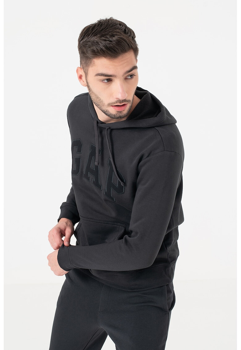 GAP Спортен екип с лого - Pepit.bg