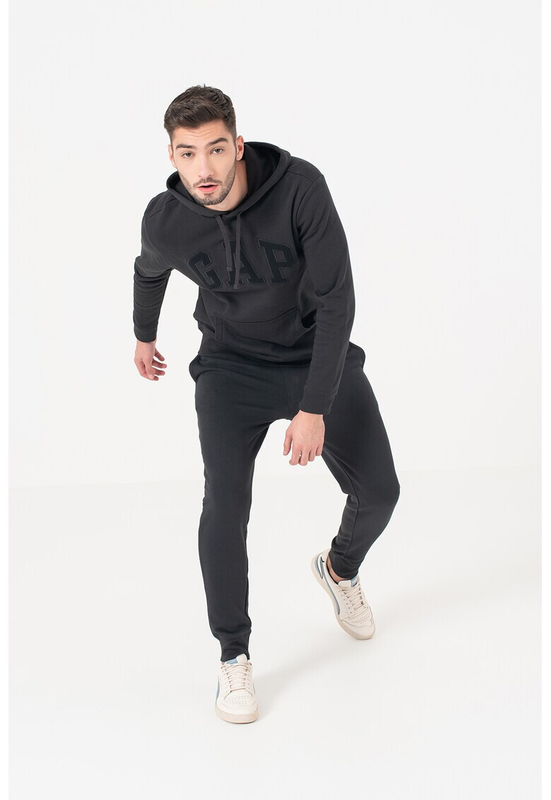 GAP Спортен екип с лого - Pepit.bg