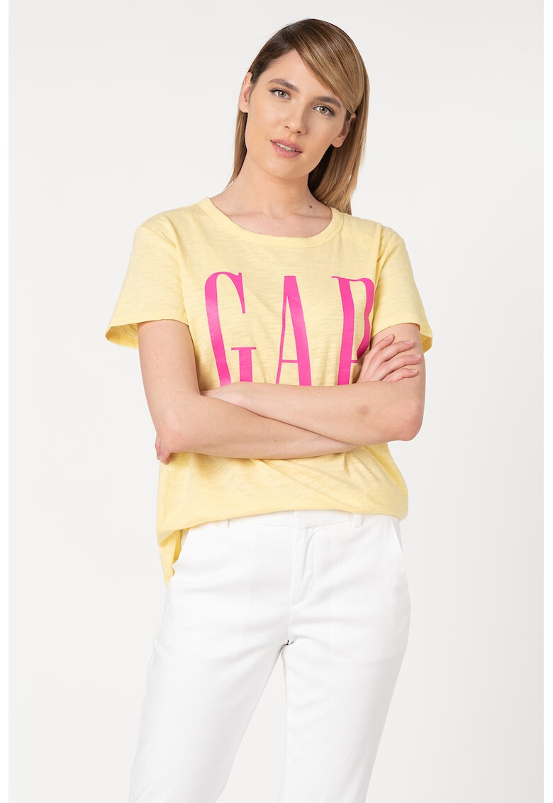 GAP Тениска с контрастно лого - Pepit.bg