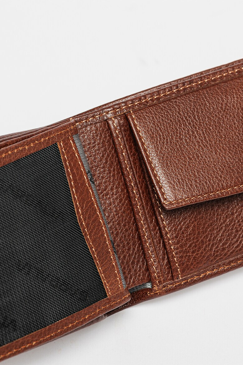 Garbalia Кожен портфейл с релеф - Pepit.bg