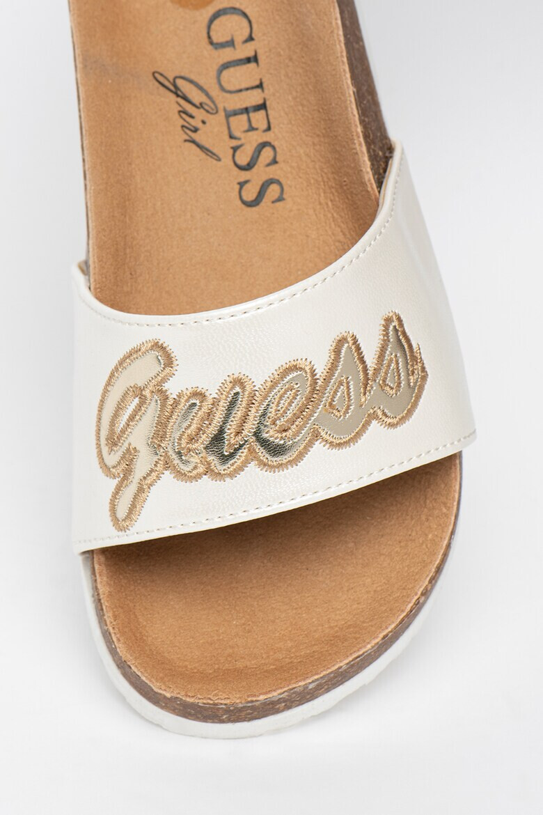 Guess Чехли Sylvie от еко кожа - Pepit.bg