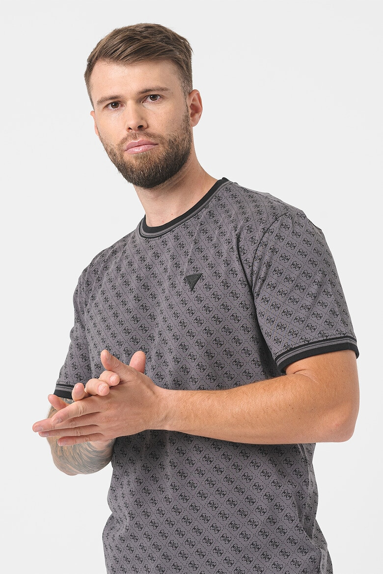 GUESS Фитнес тениска с десен - Pepit.bg