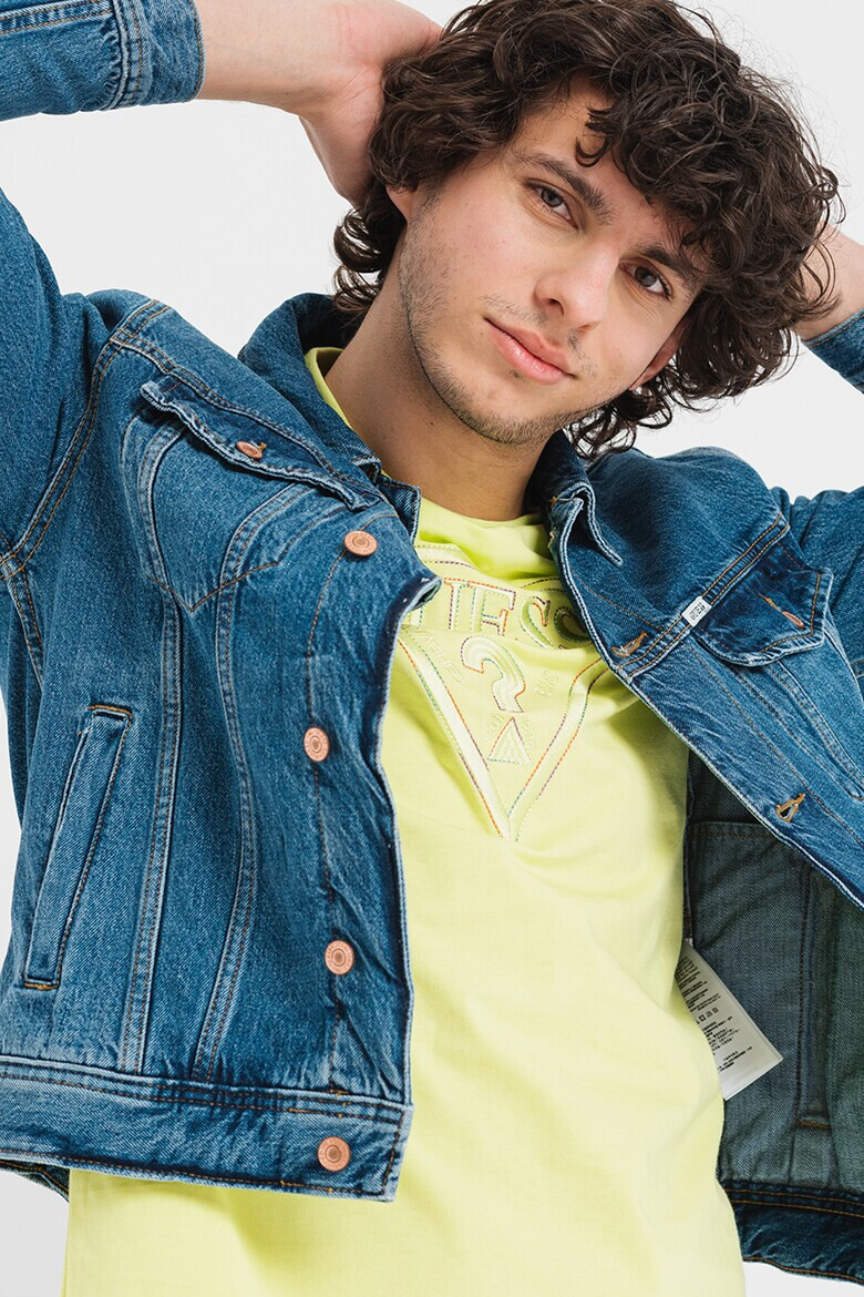 GUESS Яке от деним с яка - Pepit.bg