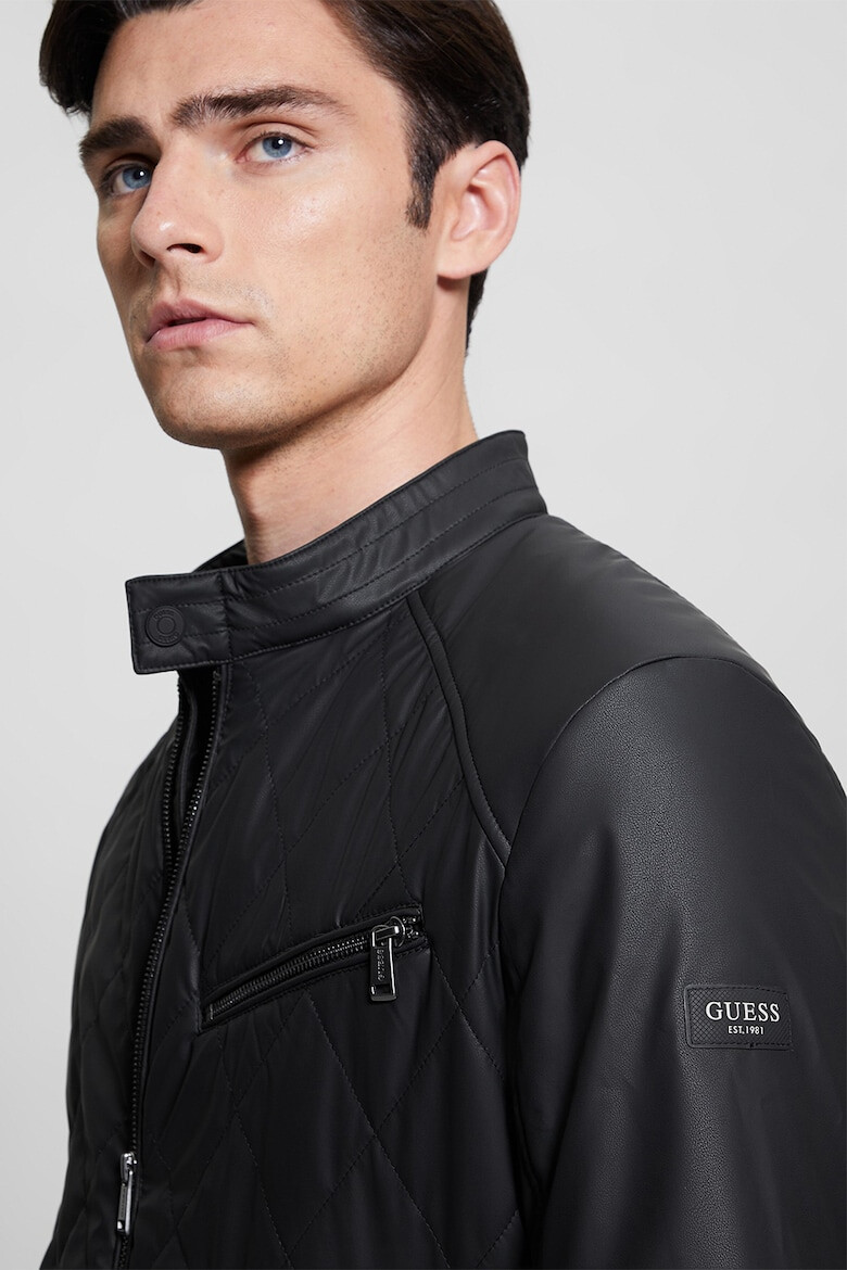 GUESS Яке с джоб с цип - Pepit.bg