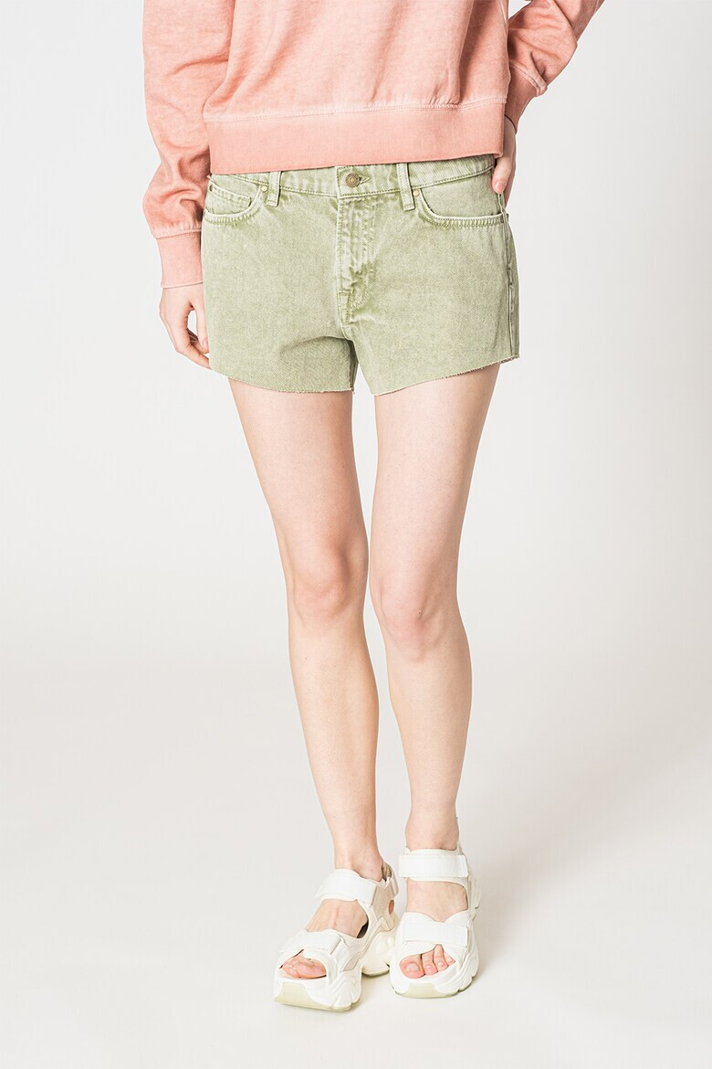 GUESS JEANS Къси дънки - Pepit.bg