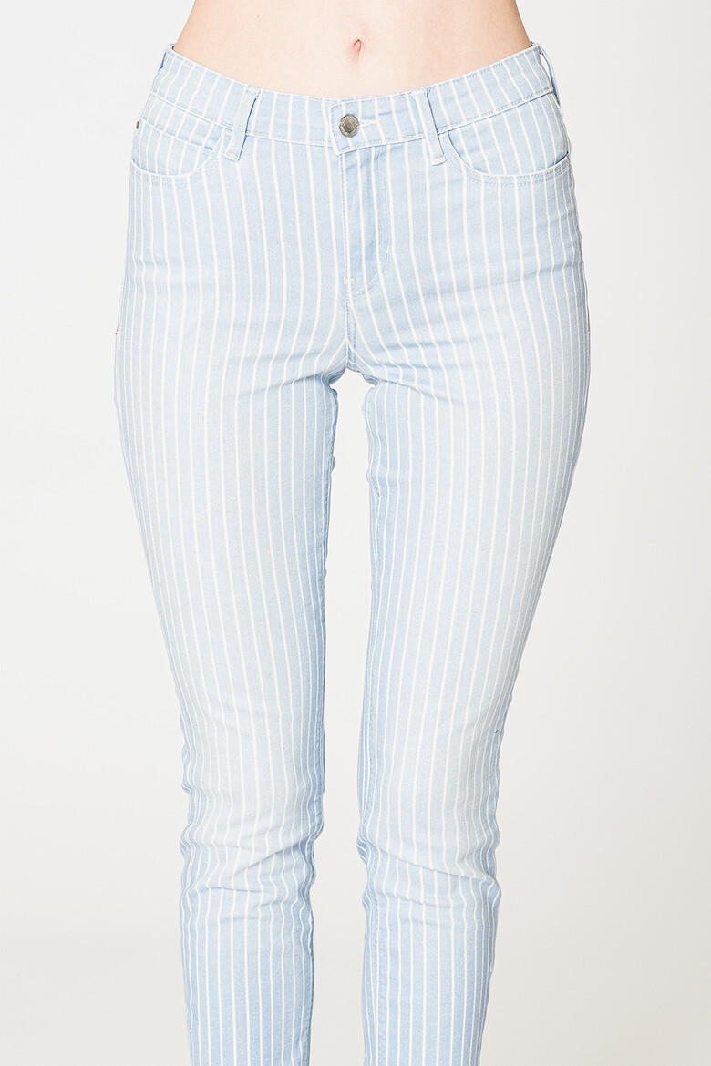 GUESS JEANS Прилепнали дънки с райе - Pepit.bg