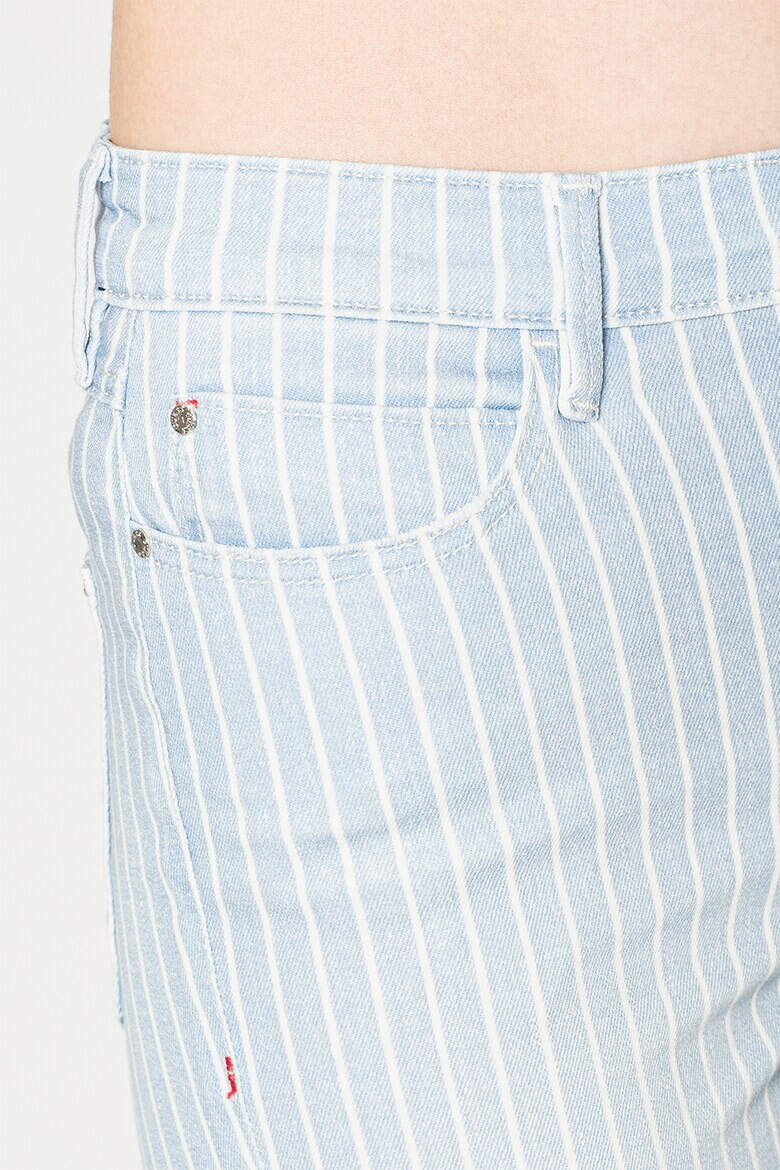 GUESS JEANS Прилепнали дънки с райе - Pepit.bg