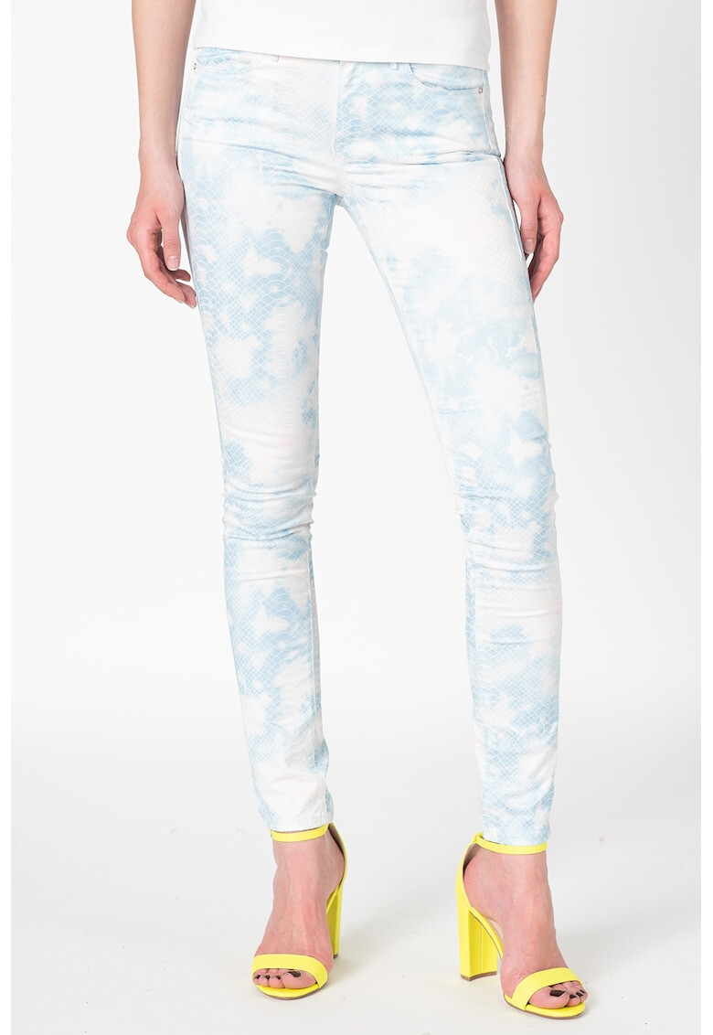 GUESS JEANS Силно прилепнали дънки с батик - Pepit.bg