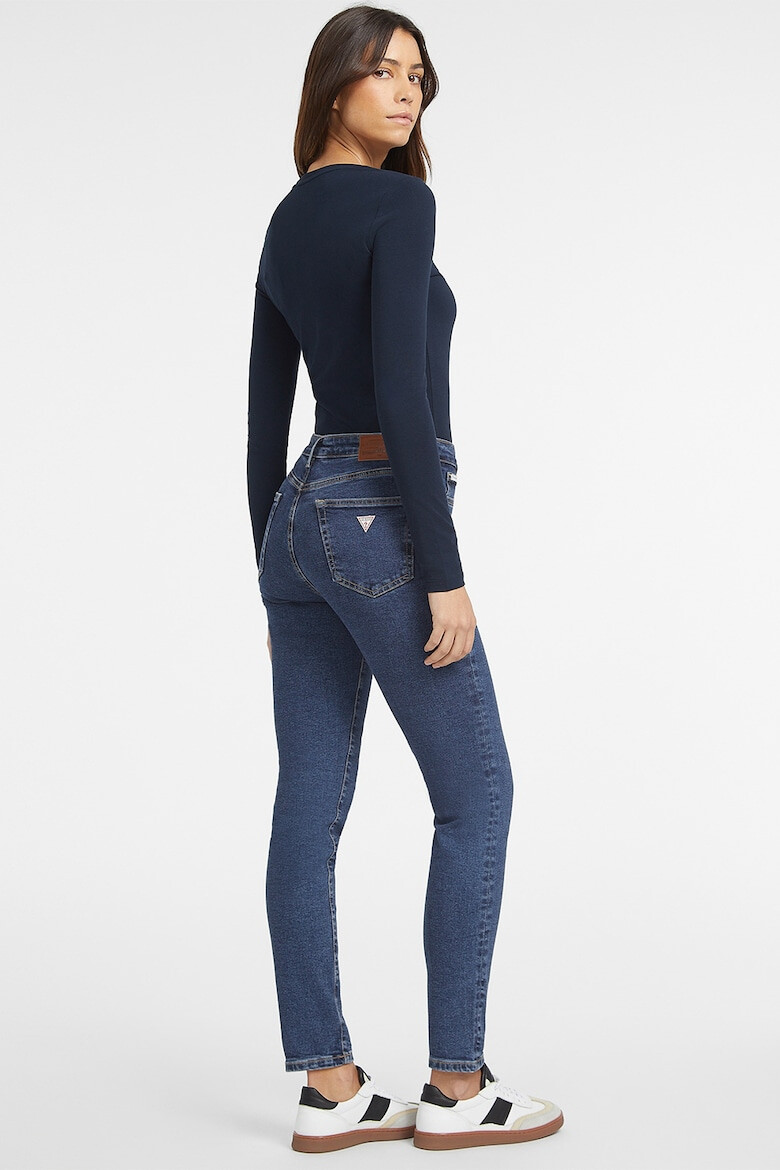GUESS JEANS Скини дънки с лого - Pepit.bg