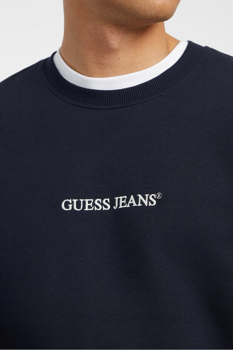 GUESS JEANS Слим суитшърт с бродерии - Ултрамарин синьо - Pepit.bg