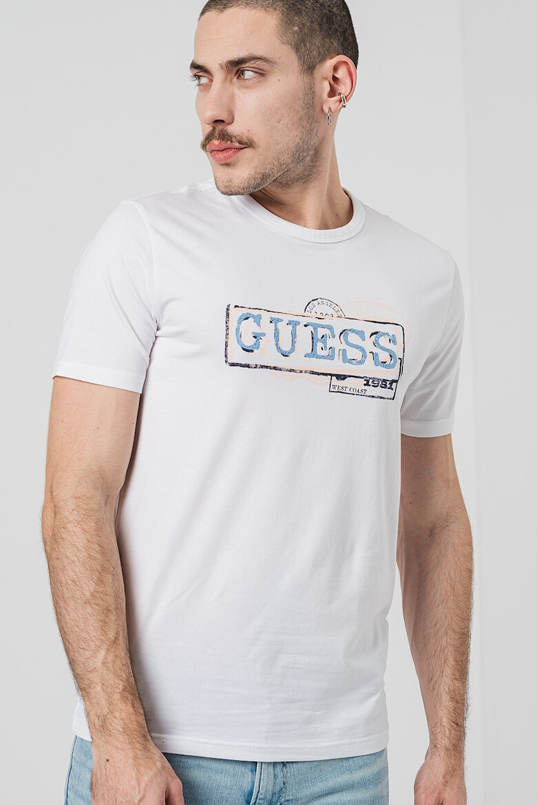 GUESS JEANS Слим тениска с лого - Pepit.bg
