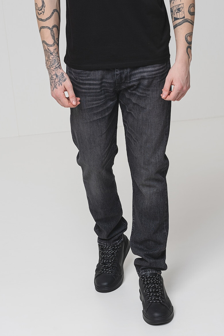 GUESS JEANS Стандартни дънки - Pepit.bg