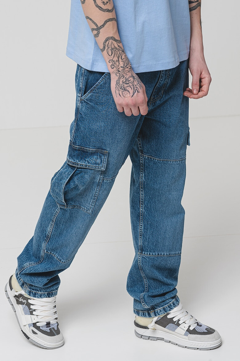 GUESS JEANS Свободни карго дънки - Pepit.bg