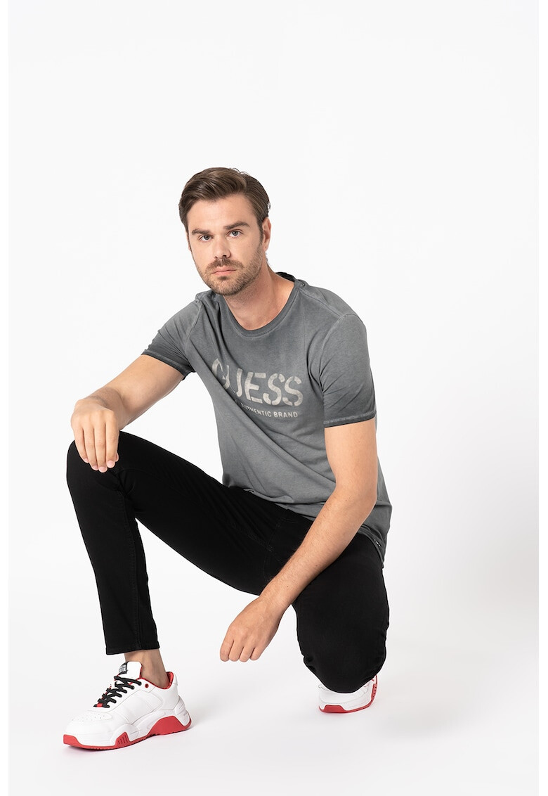 GUESS JEANS Тениска с органичен памук с лого - Pepit.bg