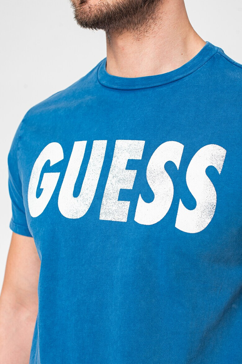 GUESS JEANS Тениска с овално деколте и лого - Pepit.bg