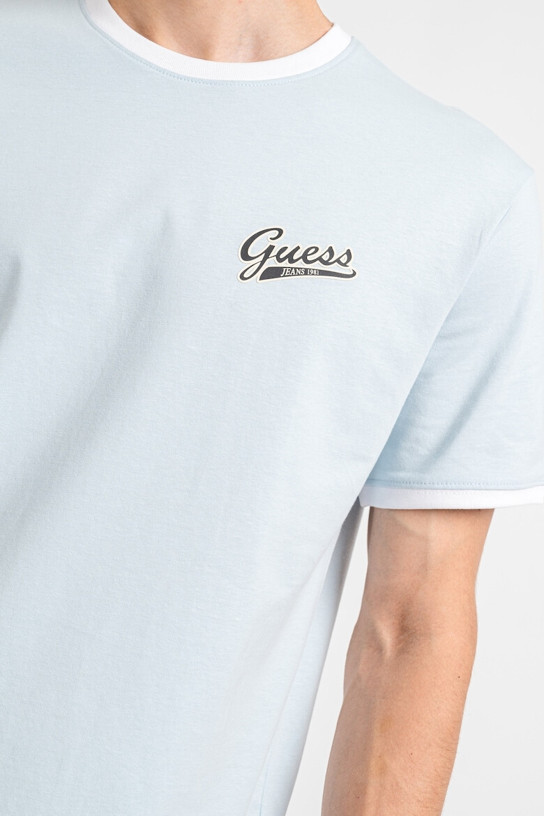 GUESS JEANS Тениска с овално деколте и лого - Pepit.bg