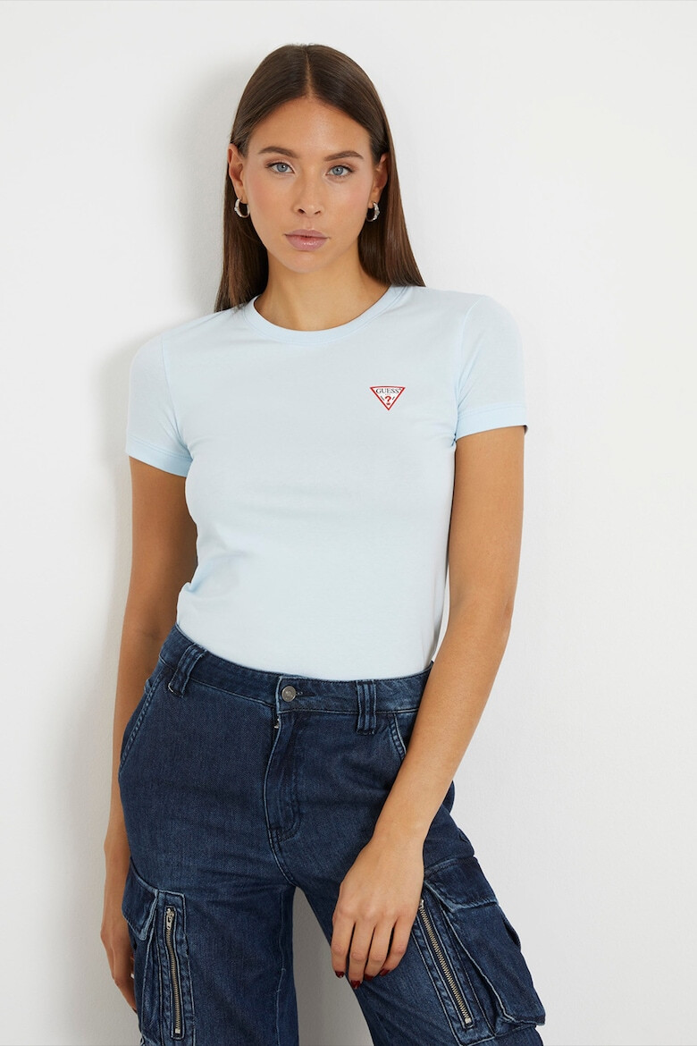 GUESS JEANS Тениска слим с лого - Pepit.bg