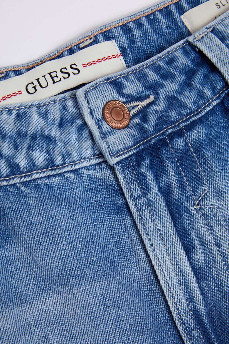 GUESS JEANS Вталени дънки със захабен ефект - Pepit.bg