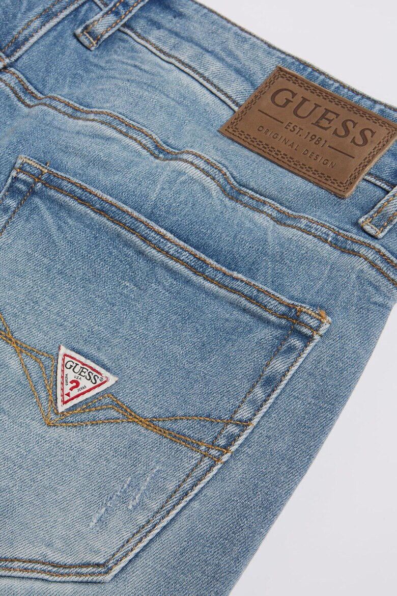 GUESS JEANS Вталени къси дънки - Pepit.bg