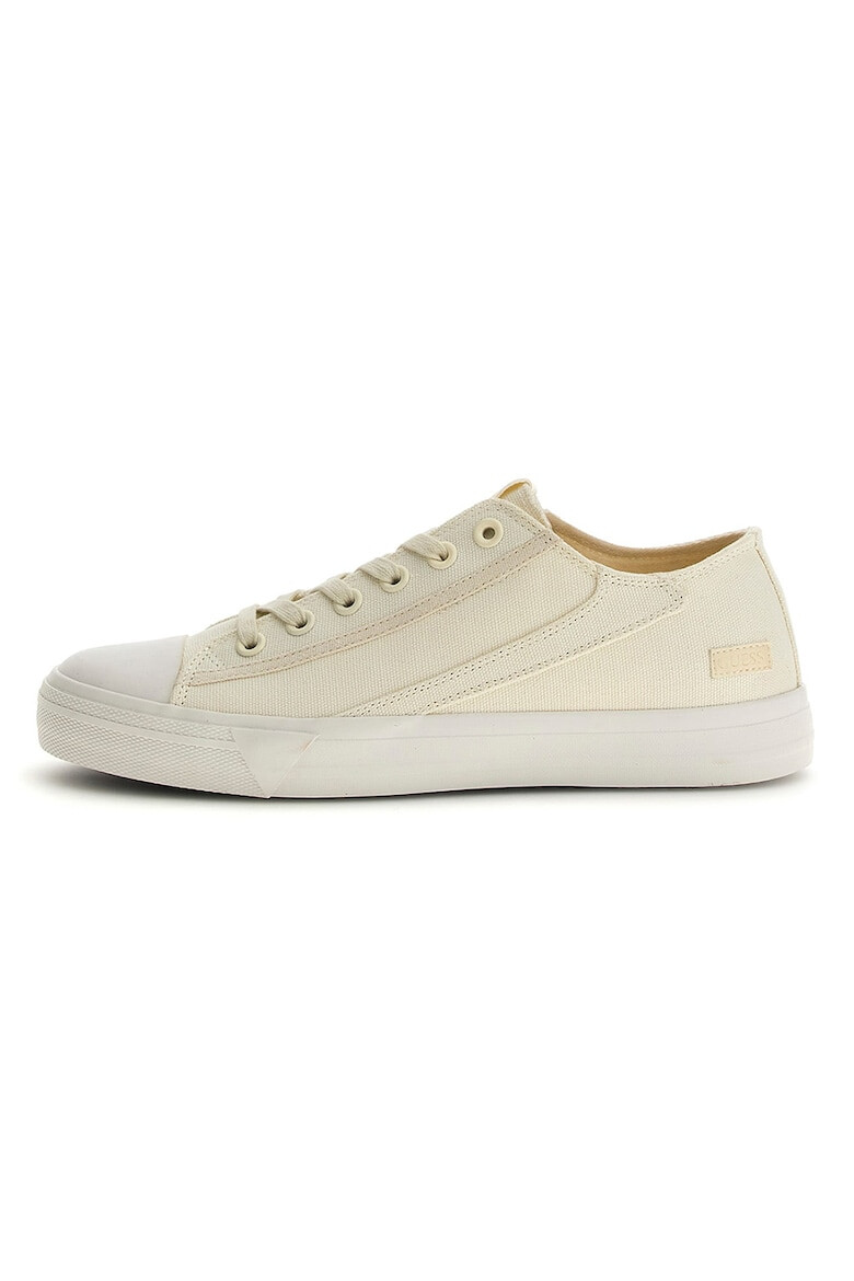 GUESS Кецове с нисък профил - Pepit.bg