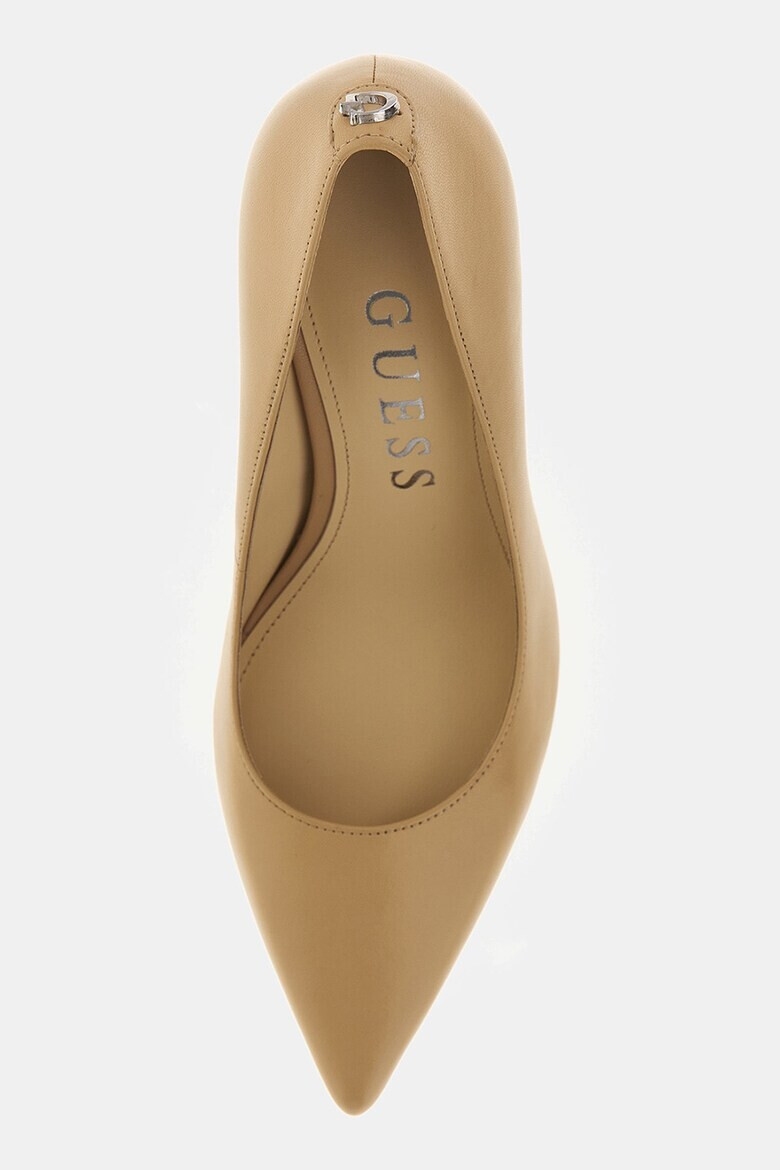 GUESS Кожени обувки с остър връх - Pepit.bg
