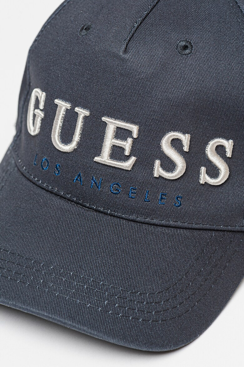 Guess Памучна шапка с бродирано лого - Pepit.bg