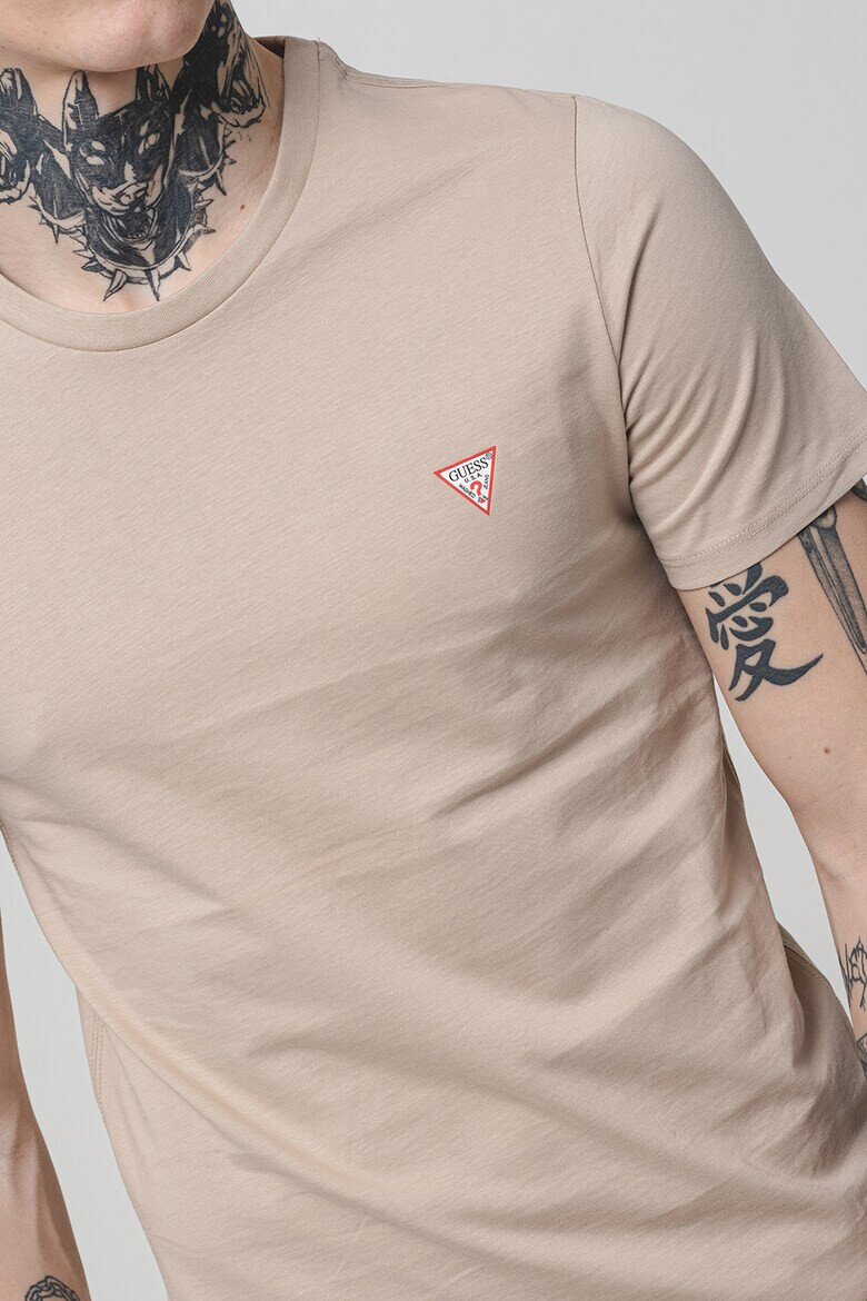 GUESS Памучна слим тениска - Pepit.bg