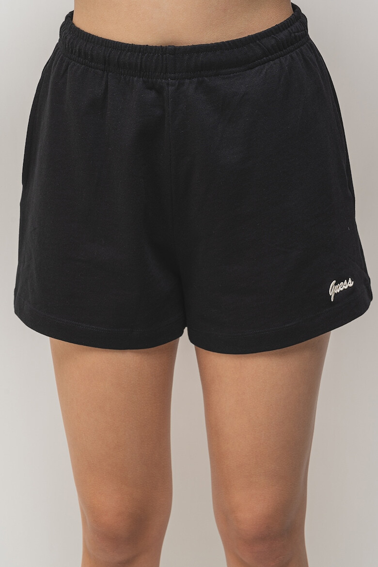 GUESS Памучни фитнес шорти - Pepit.bg