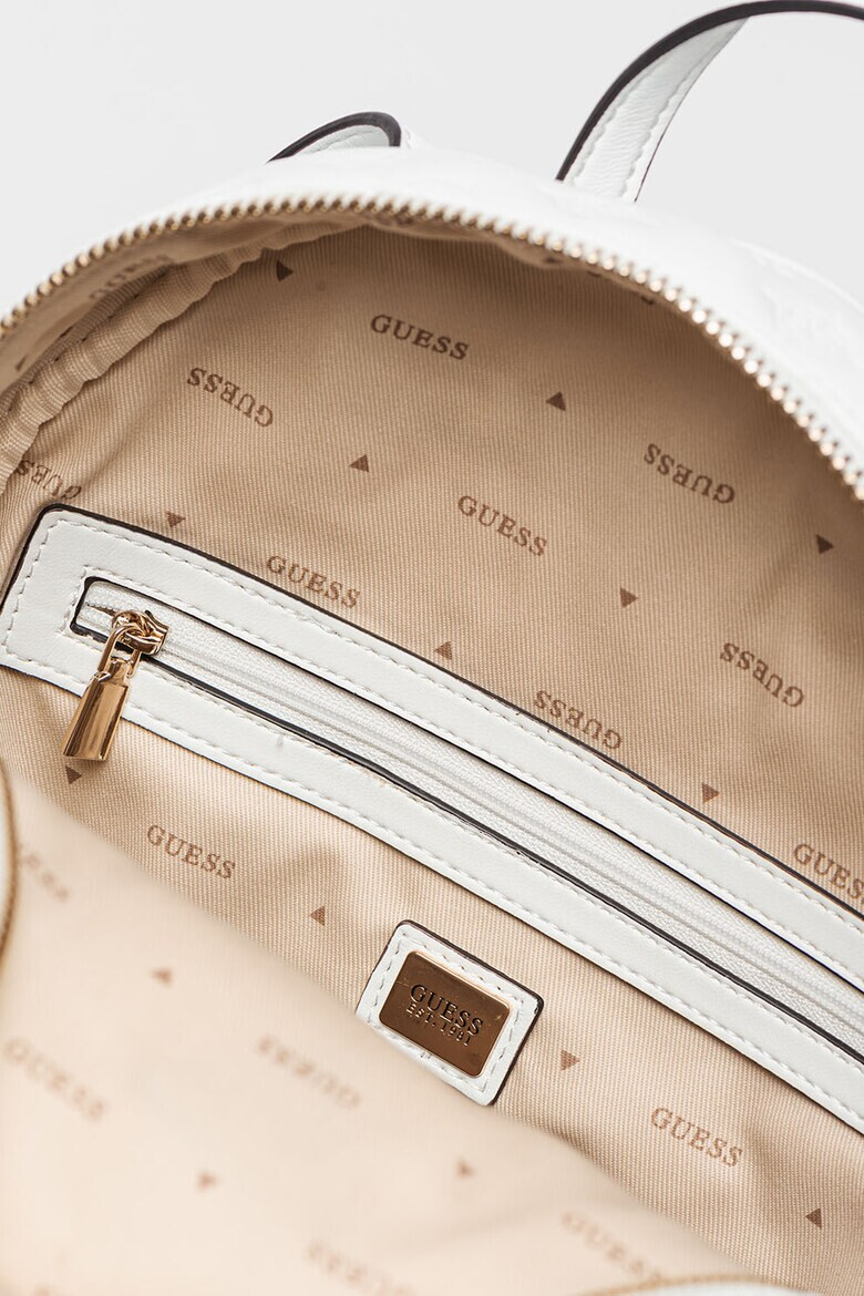 Guess Раница Vikky с монограми - Pepit.bg