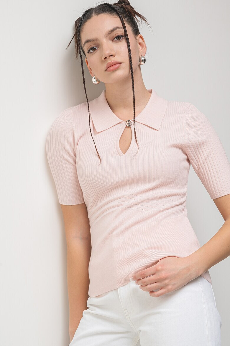 GUESS Рипсена тениска - Pepit.bg