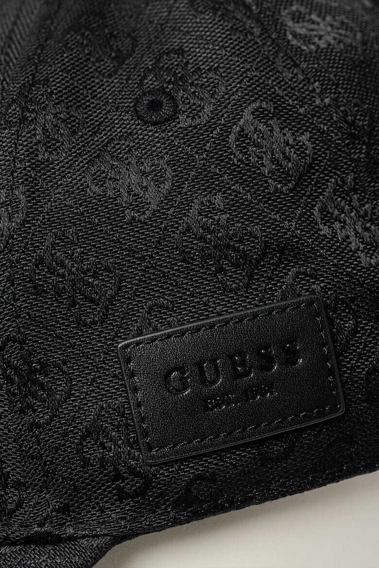 Guess Шапка Strave с монограм - Pepit.bg