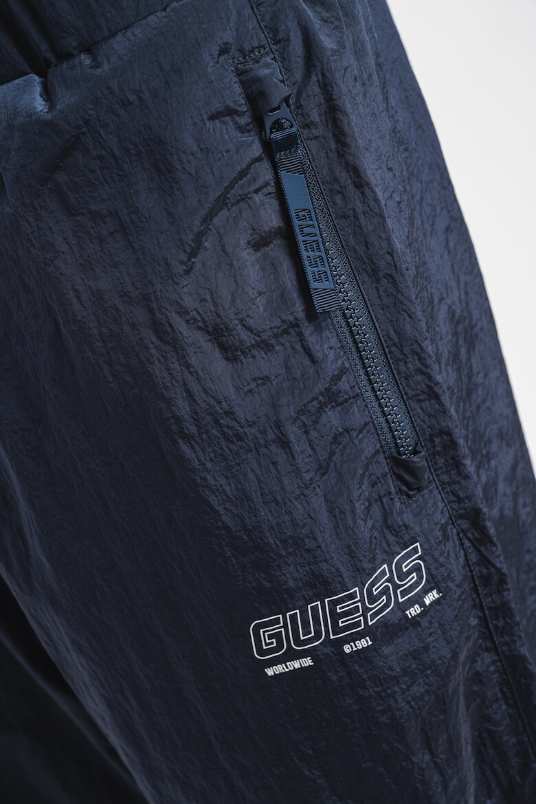 GUESS Спортен панталон - Pepit.bg