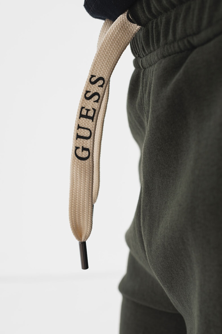 Guess Спортни бермуди - Pepit.bg