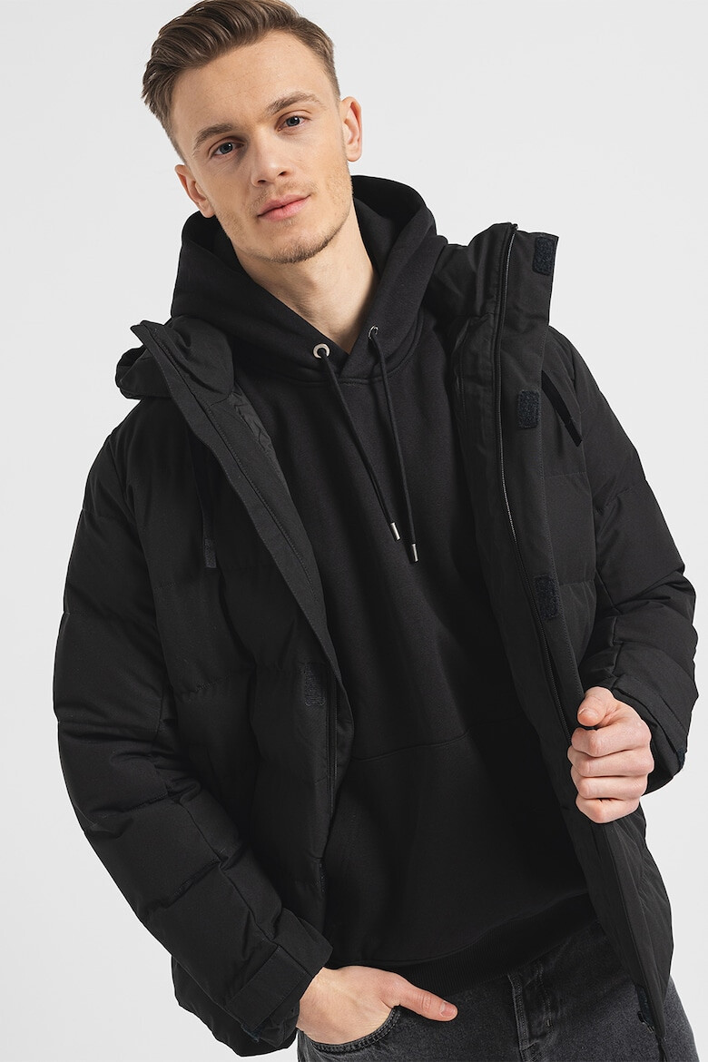 Helly Hansen Зимно бухнали яке - Pepit.bg
